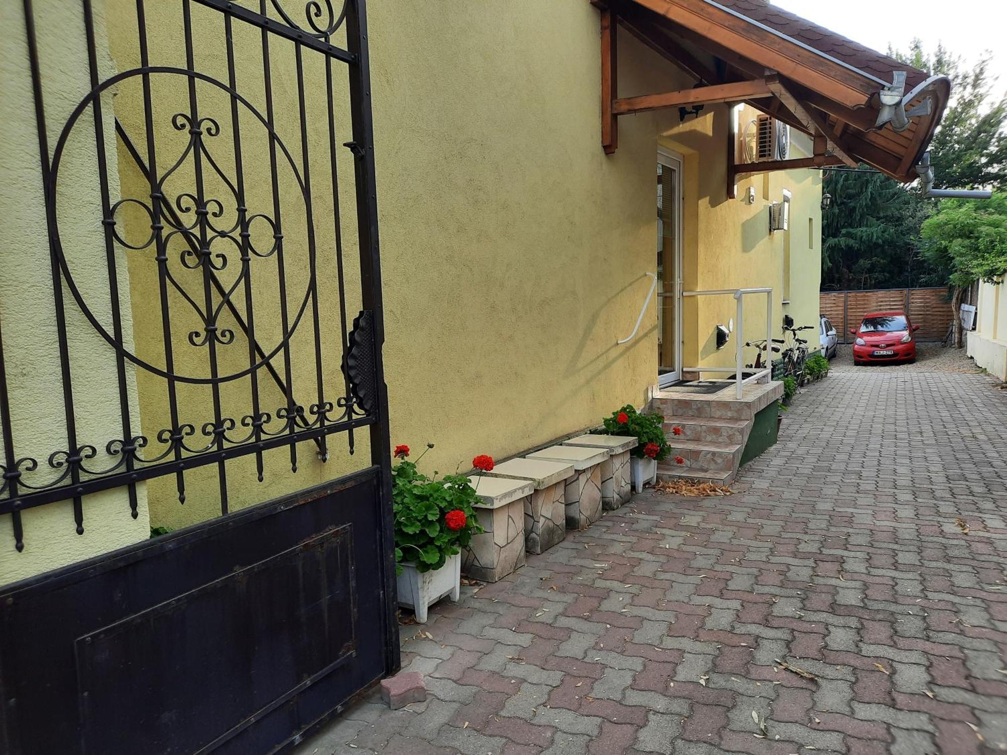 Gloria Apartman Gyula Pokój zdjęcie